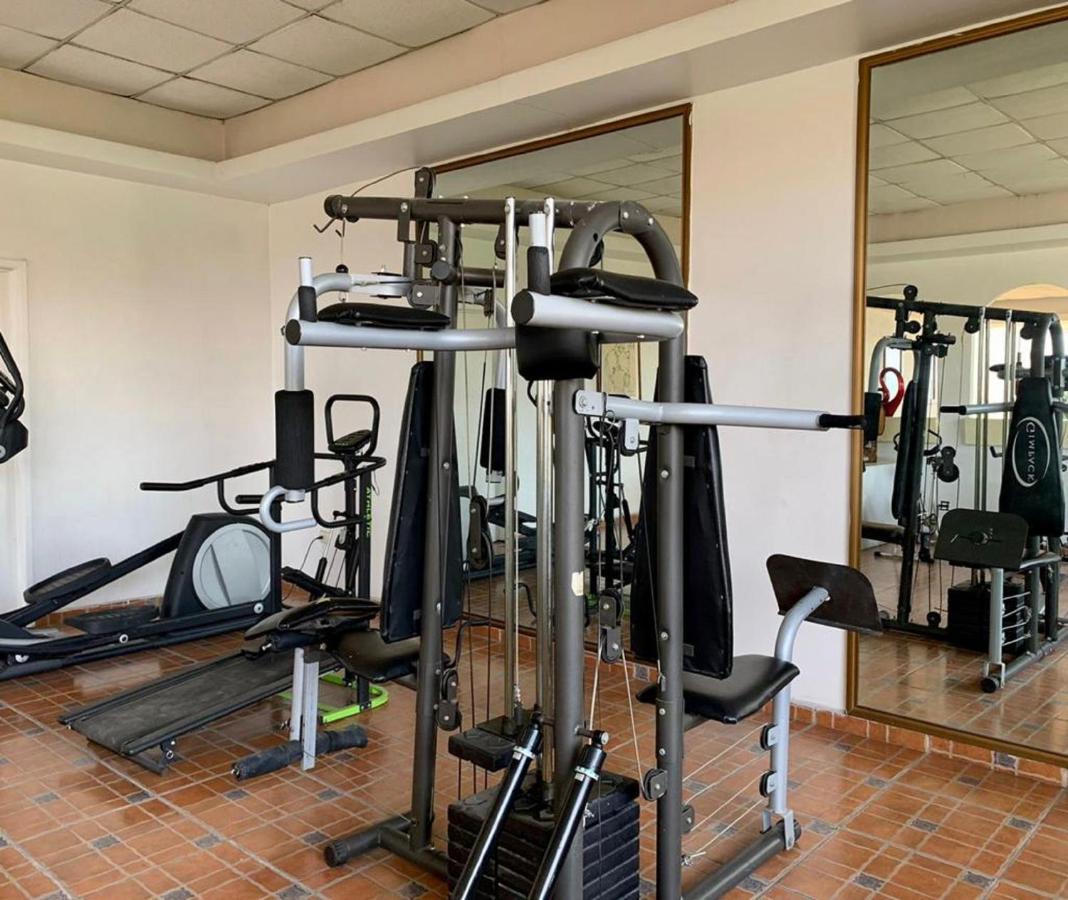 Hotel Inn Galerias Aguascalientes Zewnętrze zdjęcie