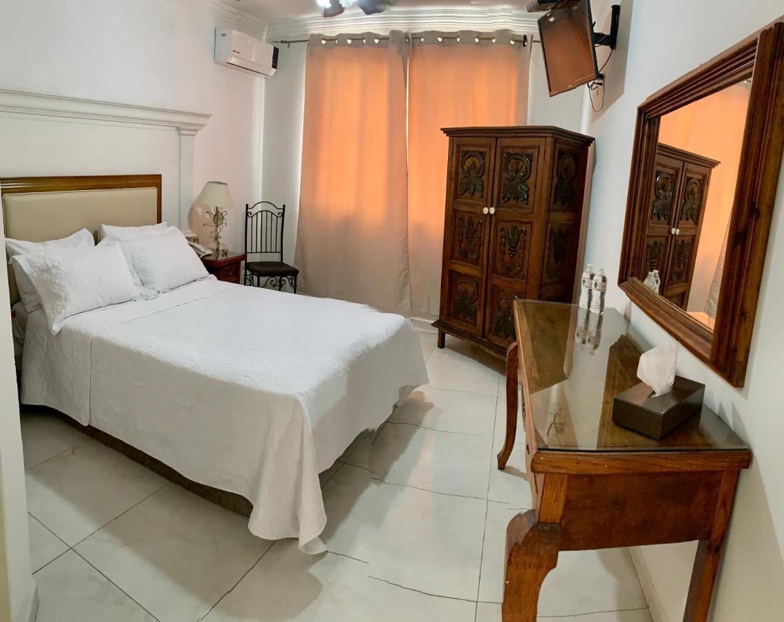 Hotel Inn Galerias Aguascalientes Zewnętrze zdjęcie