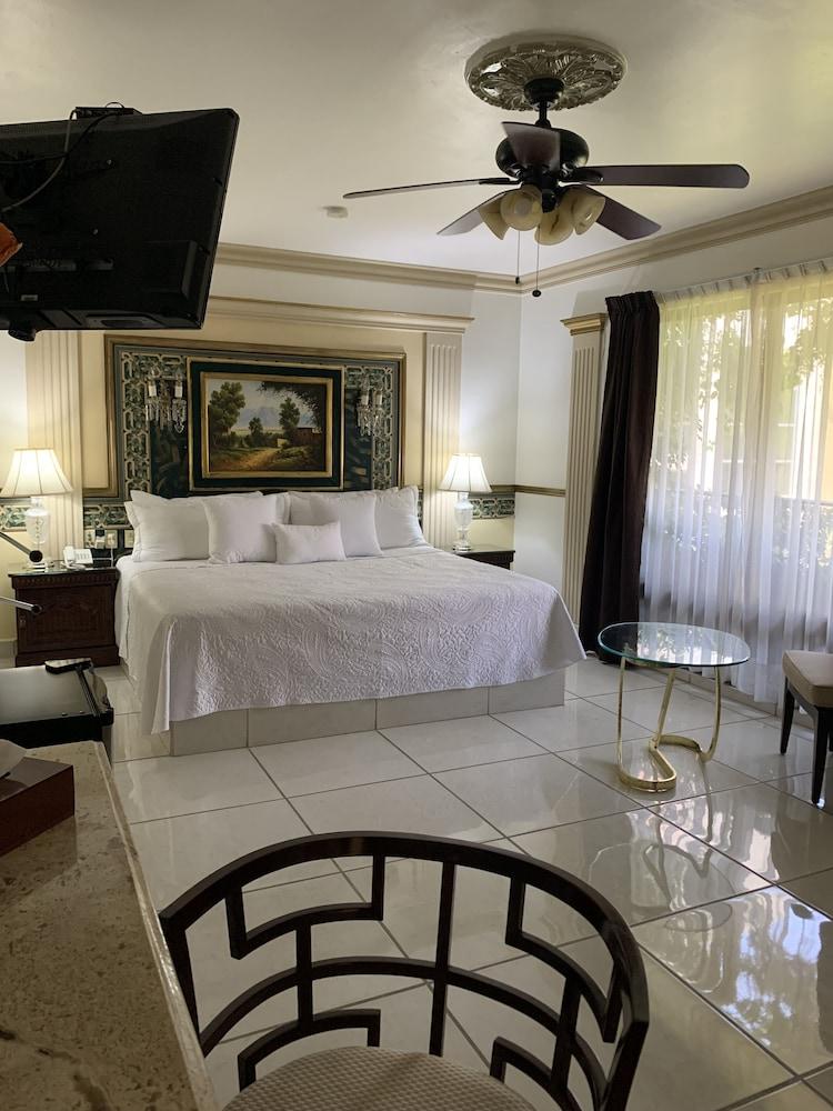 Hotel Inn Galerias Aguascalientes Zewnętrze zdjęcie