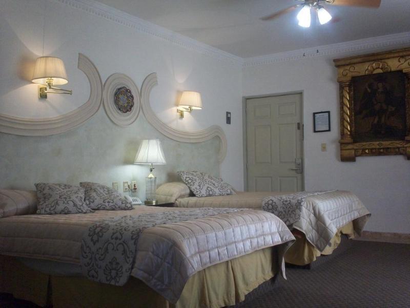 Hotel Inn Galerias Aguascalientes Zewnętrze zdjęcie